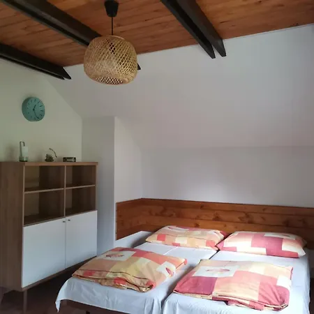 U Simona ルジョムベロク